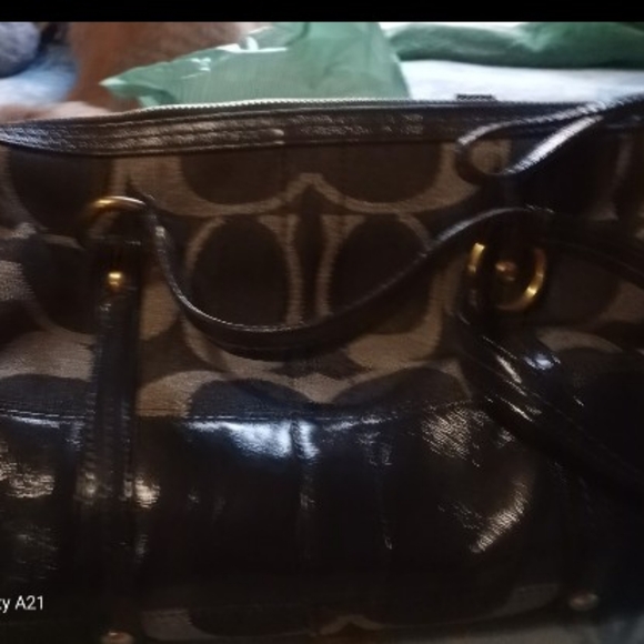 Coach handbag - Picture 3 of 3